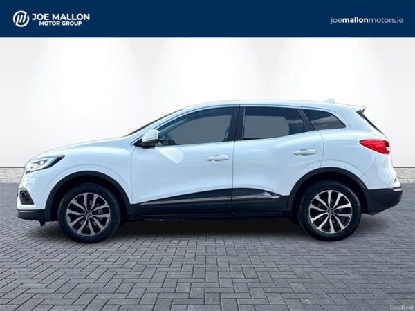 Renault Kadjar SUV, Petrol, 2022, White