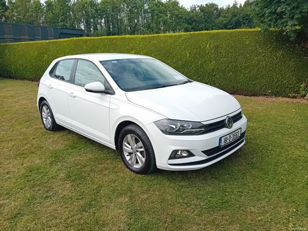 Volkswagen Polo Hatchback, Petrol, 2018, White