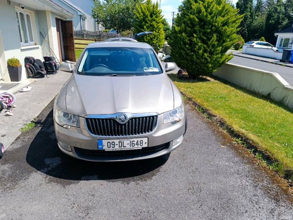 Skoda Superb Saloon, Diesel, 2009, Beige