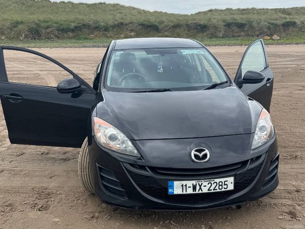 Mazda Mazda3 Saloon, Diesel, 2011, Black