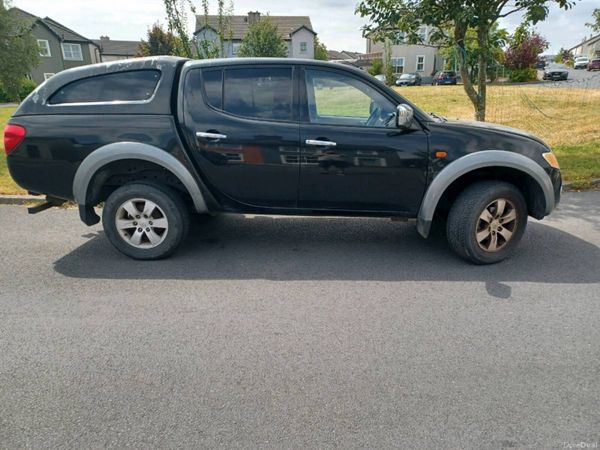 Mitsubishi L200 Crew Cab, Diesel, 2007, Black