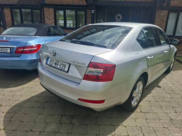 Skoda Octavia Saloon, Diesel, 2015, Silver