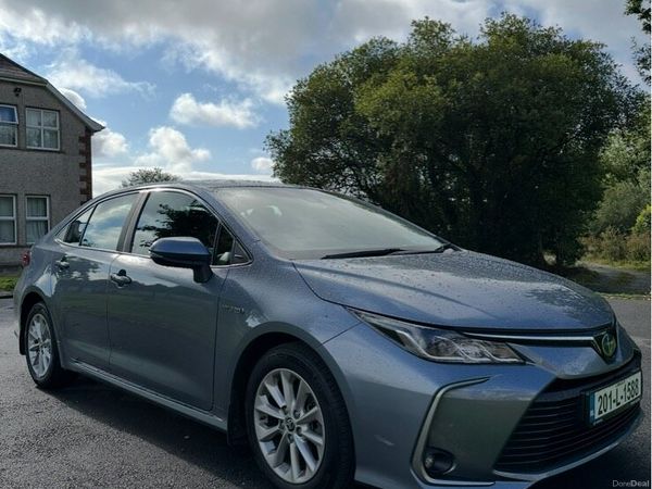 Toyota Corolla Saloon, Petrol Hybrid, 2020, Grey