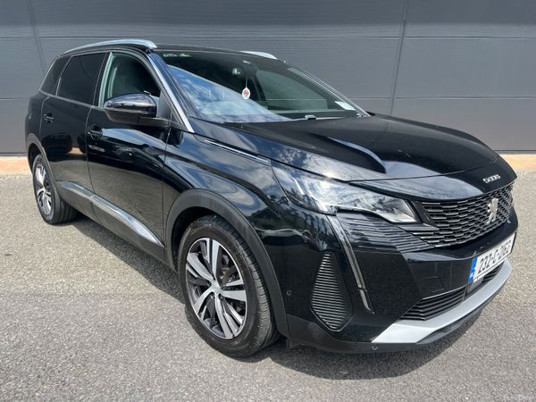Peugeot 5008 MPV, Petrol, 2023, Black