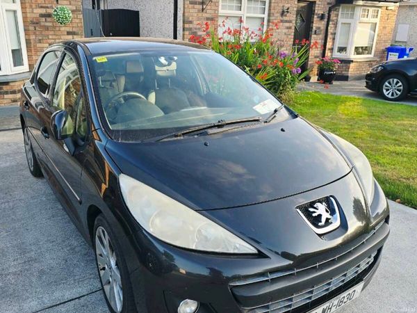 Peugeot 207 Hatchback, Diesel, 2012, Black
