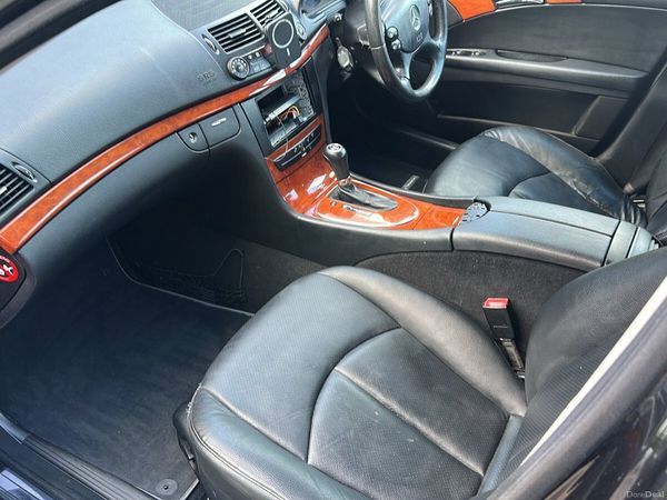 Mercedes-Benz E-Class Saloon, Diesel, 2007, Black