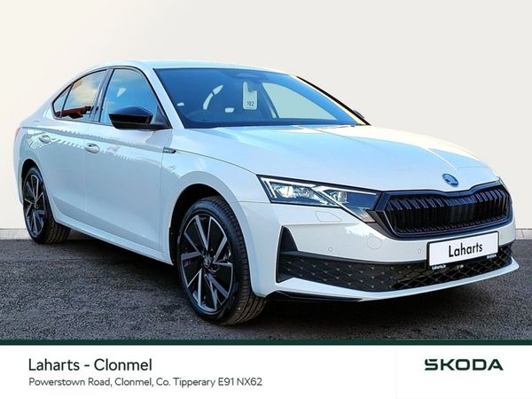 Skoda Octavia Saloon, Diesel, 2026, White