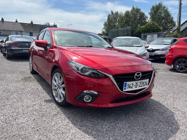 Mazda Mazda3 Saloon, Diesel, 2014, Red