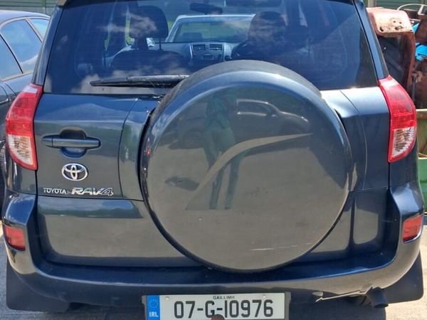 Toyota RAV4 SUV, Petrol, 2007, Grey