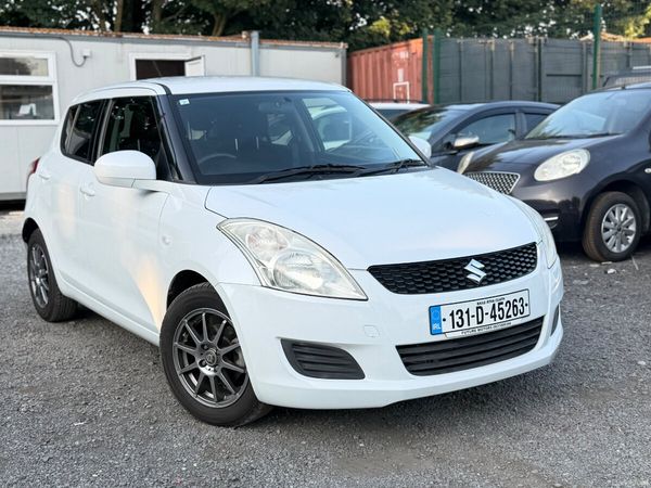 Suzuki Swift Hatchback, Petrol, 2013, White
