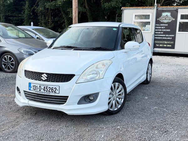 Suzuki Swift Hatchback, Petrol, 2013, White