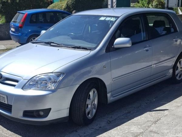 Toyota Corolla Hatchback, Petrol, 2007, Blue