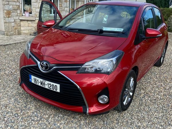 Toyota Yaris Hatchback, Diesel, 2016, Red