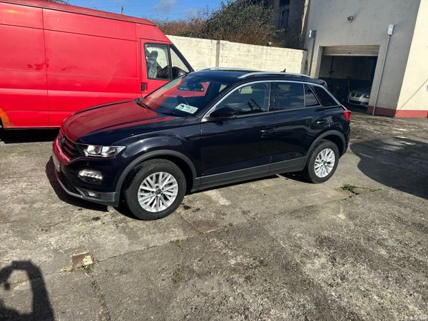 Volkswagen T-Roc SUV, Petrol, 2021, Black