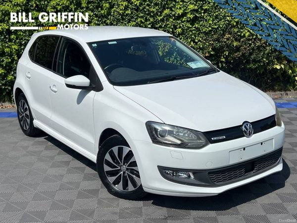 Volkswagen Polo Hatchback, Petrol, 2016, White