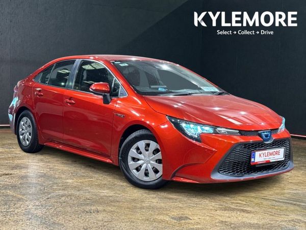 Toyota Corolla Saloon, Petrol Hybrid, 2020, Red