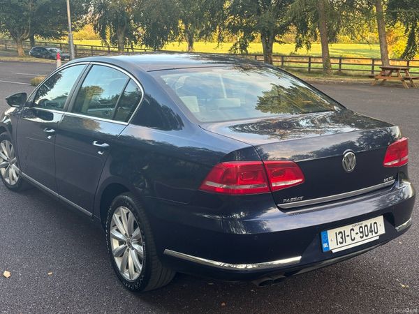 Volkswagen Passat Saloon, Diesel, 2013, Blue