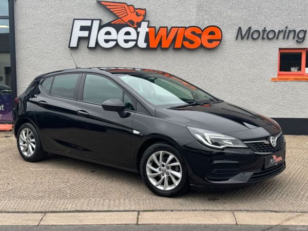 Vauxhall Astra Hatchback, Diesel, 2020, Black