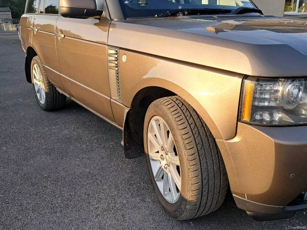 Land Rover Range Rover SUV, Diesel, 2011, Bronze
