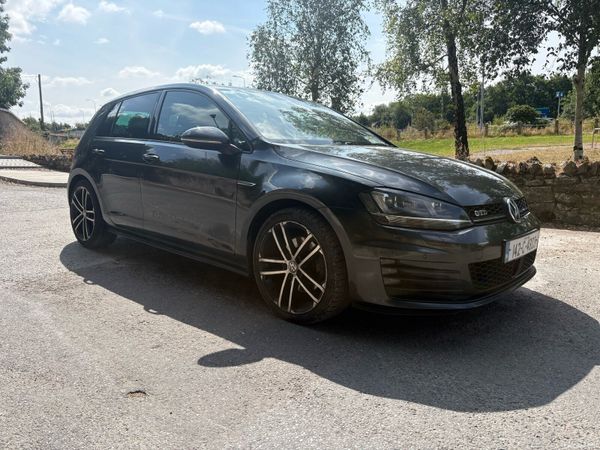 Volkswagen Golf Hatchback, Diesel, 2014, Grey