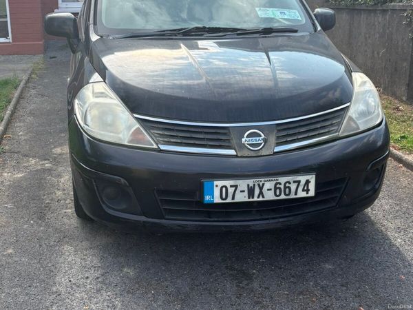 Nissan Tiida Hatchback, Petrol, 2007, Black