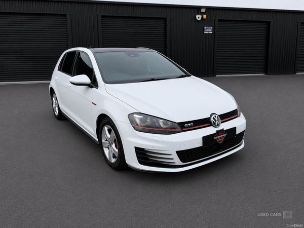 Volkswagen Golf , Petrol, 2014, White