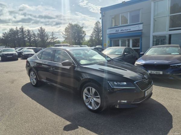 Skoda Superb Hatchback, Diesel, 2019, Black