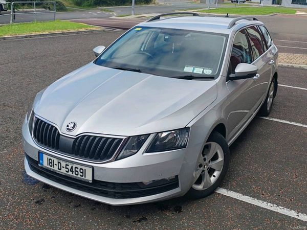 Skoda Octavia Estate, Diesel, 2018, Silver