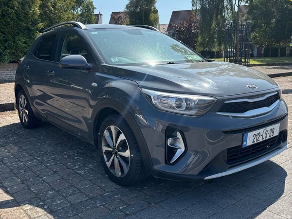 Kia Stonic Estate/Jeep, Petrol, 2021, Grey
