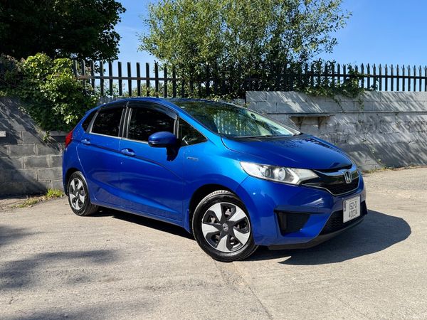 Honda Fit Hatchback, Petrol Hybrid, 2015, Blue