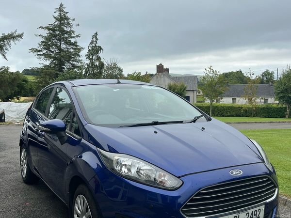 Ford Fiesta Hatchback, Diesel, 2014, Blue