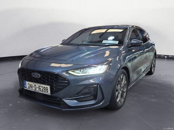 Ford Focus Hatchback, Diesel, 2024, Blue