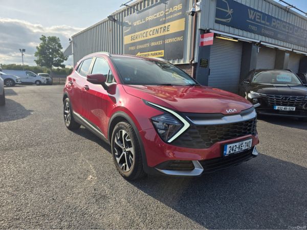 Kia Sportage MPV, Diesel, 2024, Red