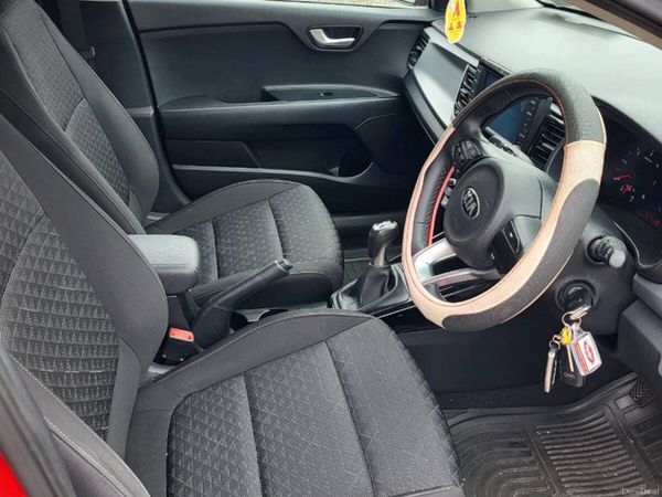 Kia Rio Hatchback, Diesel, 2019, Red