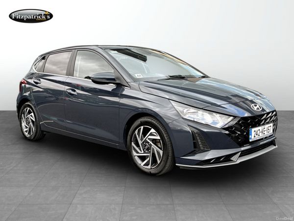 Hyundai i20 Hatchback, Petrol, 2024, Grey