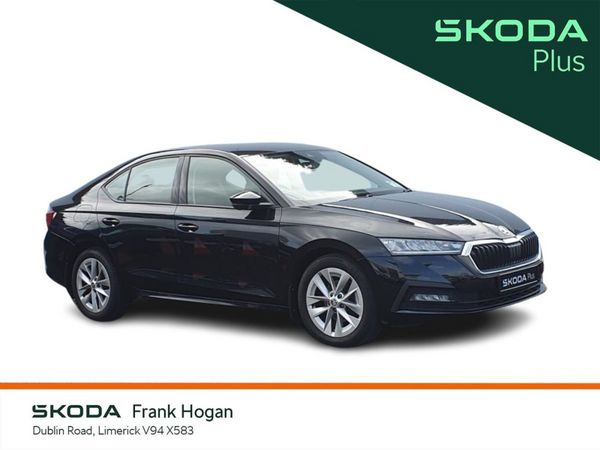 Skoda Octavia Saloon, Petrol, 2023, Black