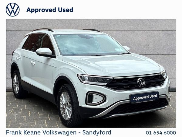 Volkswagen T-Roc SUV, Petrol, 2023, White