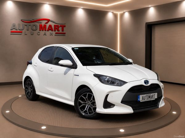 Toyota Yaris Hatchback, Petrol Hybrid, 2021, White