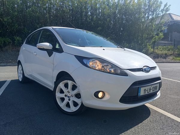 Ford Fiesta Hatchback, Petrol, 2011, White