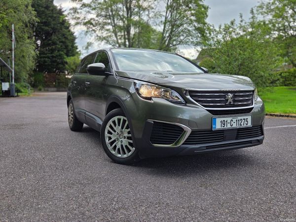 Peugeot 5008 MPV, Diesel, 2019, Grey