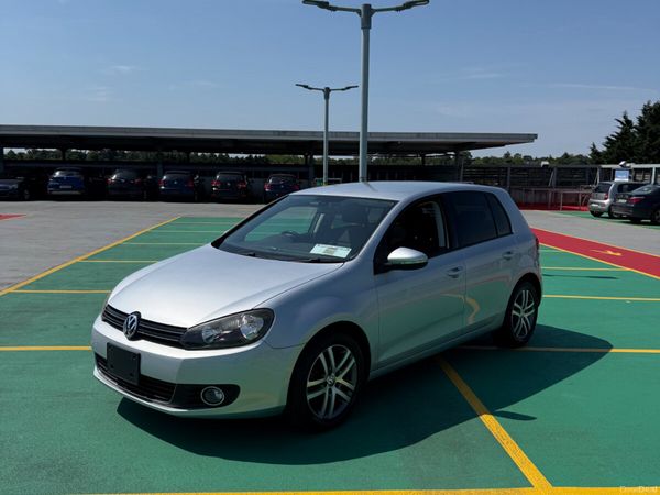 Volkswagen Golf Hatchback, Petrol, 2011, Silver