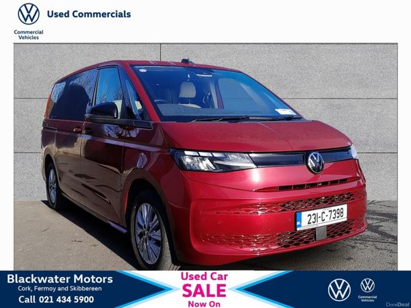 Volkswagen Multivan MPV, Petrol Plug-in Hybrid, 2023, Red