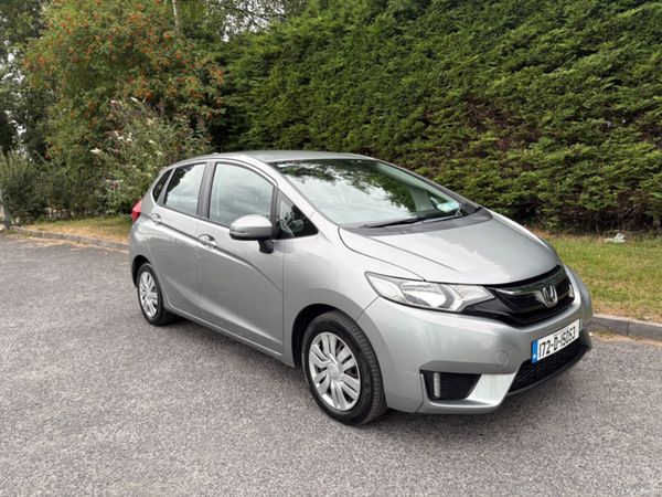 Honda Jazz Hatchback, Petrol, 2017, Grey