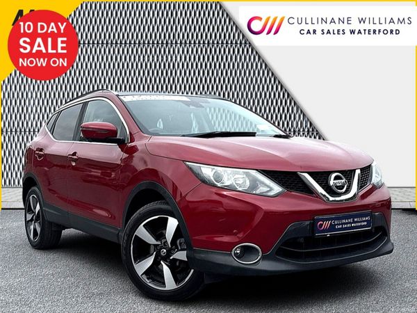 Nissan Qashqai SUV, Diesel, 2017, Red