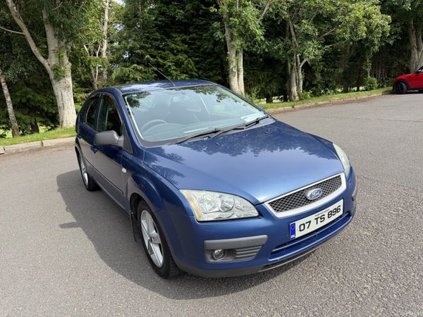 Ford Focus Hatchback, Petrol, 2007, Blue