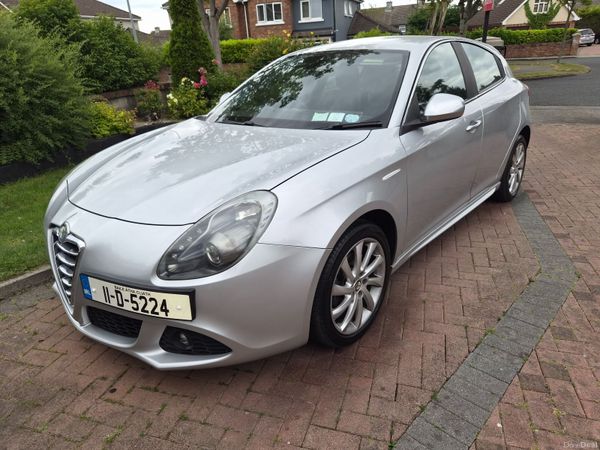 Alfa Romeo Giulietta Hatchback, Diesel, 2011, Grey