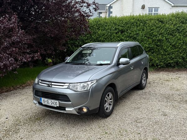 Mitsubishi Outlander SUV, Diesel, 2015, Grey