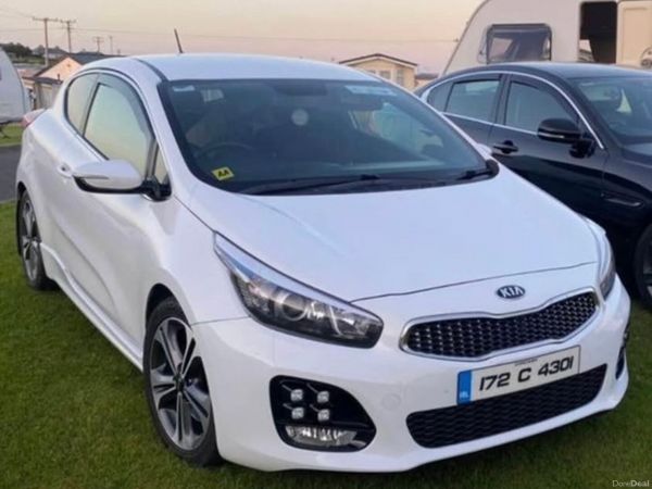 Kia Ceed Hatchback, Diesel, 2017, White