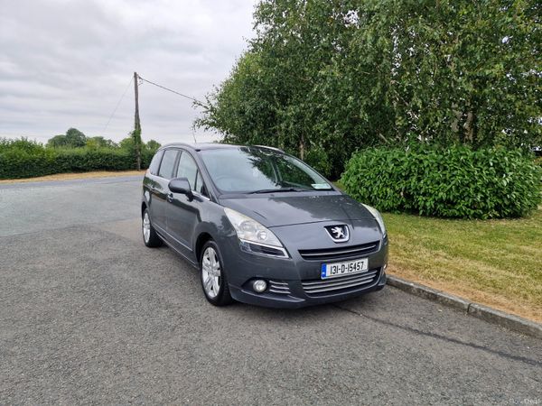 Peugeot 5008 MPV, Diesel, 2013, Grey