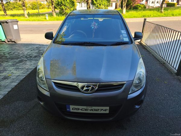 Hyundai i20 Hatchback, Petrol, 2009, Grey